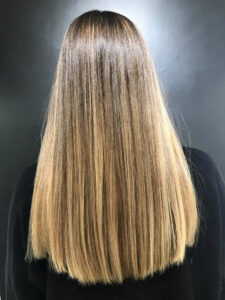 Mechas Melting Bronde mujer 768x1024 2